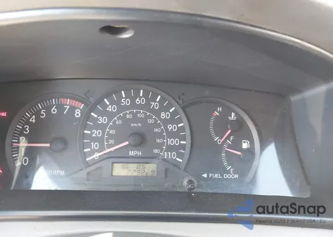 2004 Toyota Corolla Ce z USA, uszkodzony, nr VIN JTDBR32E242047436